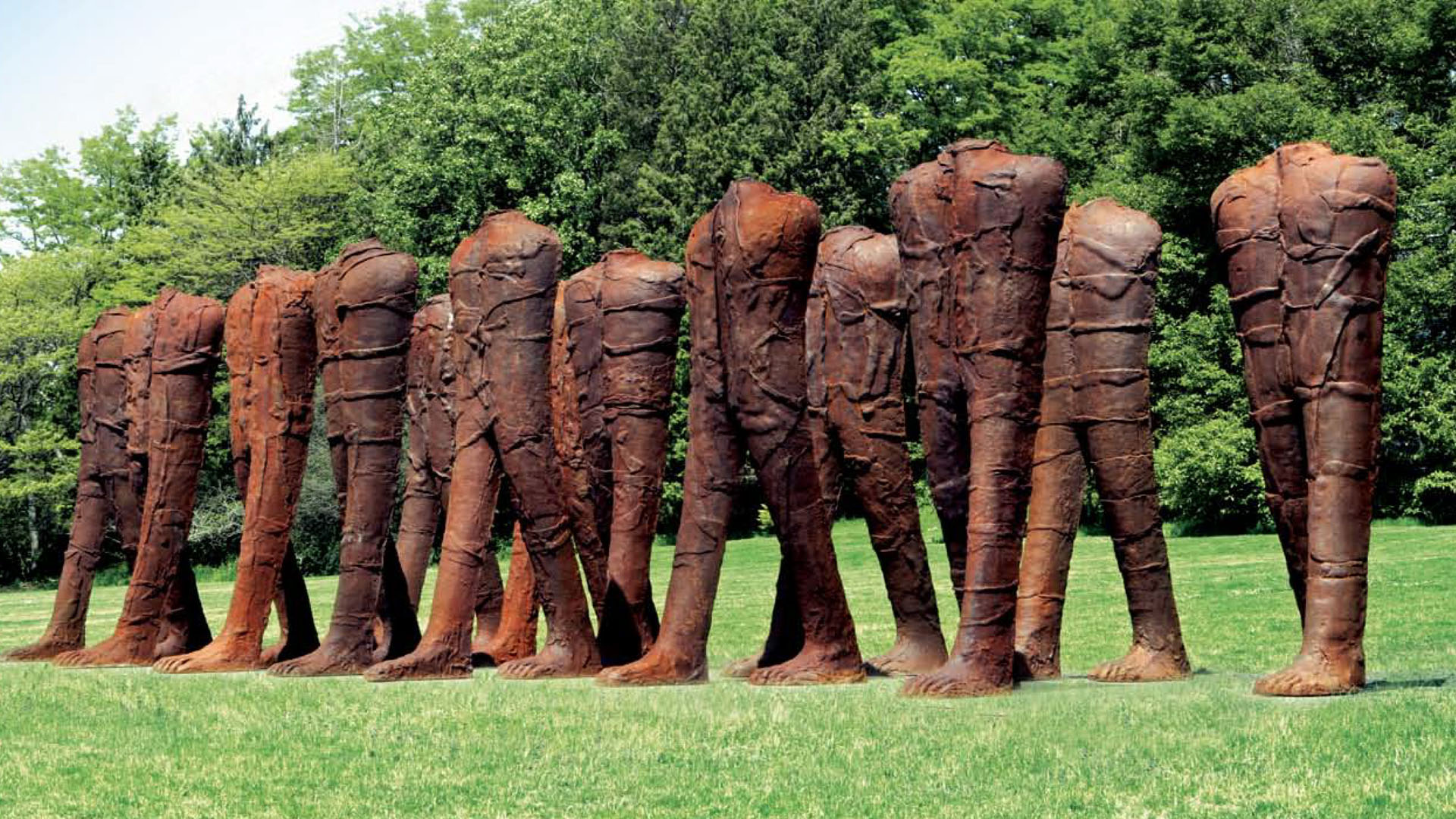 Magdalena Abakanowicz - Vancouver Walking Figures